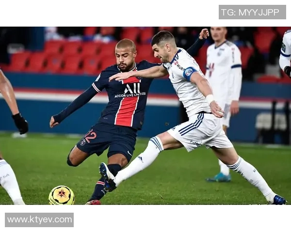 兰斯与里昂比赛结果揭晓比分是多少让我们一同回顾精彩瞬间与赛况分析